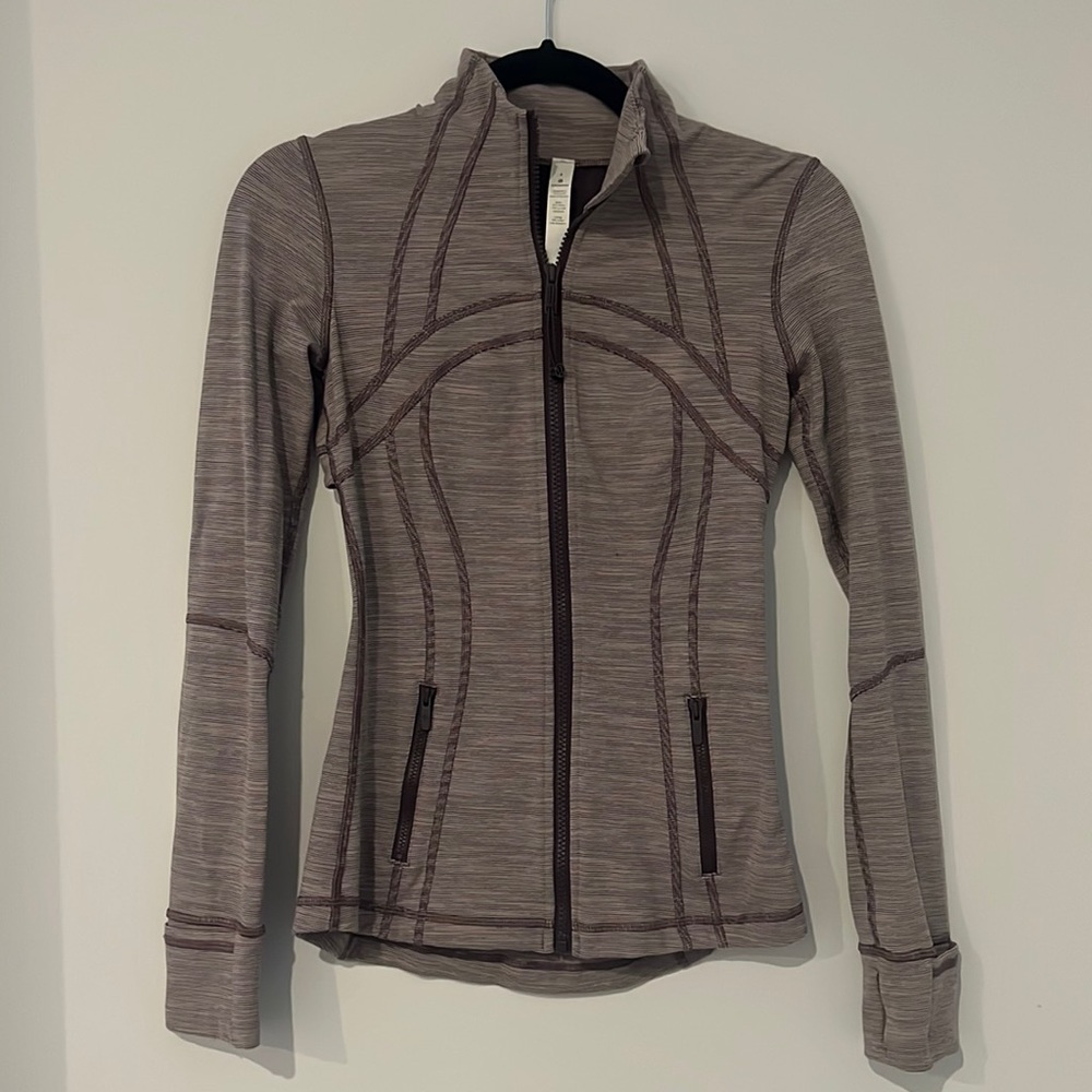 lululemon define jacket size 4